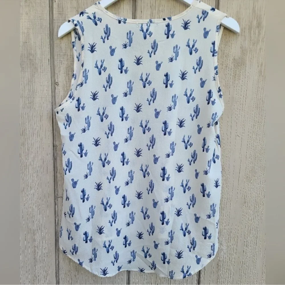 NWOT Sage & Vicky Ivory Textured Tank Semi Sheer Blue Cactus Hi Low -Size Medium - Picture 5 of 6